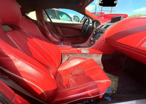 2014 Aston Martin Db9 z USA, uszkodzony, nr VIN SCFFDAAM9EGA15041